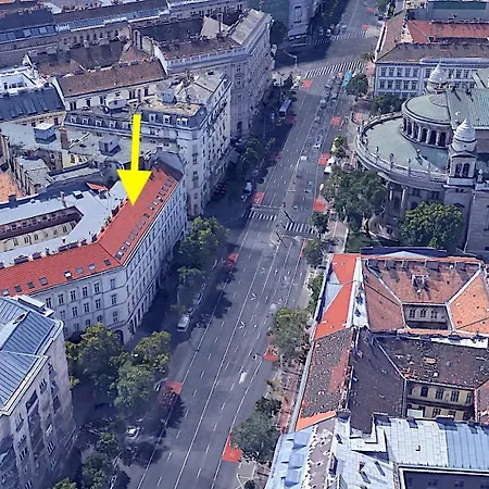 Daire Courtyard By The Basilica Budapeşte