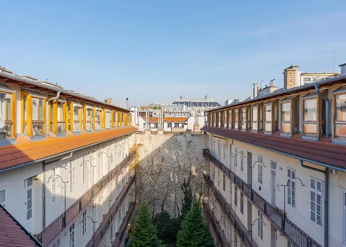 Apartman Courtyard By The Basilica *